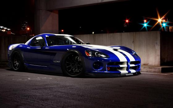 Muscle car with decent classroom sport package with charming male name Dodge Viper SRT10.