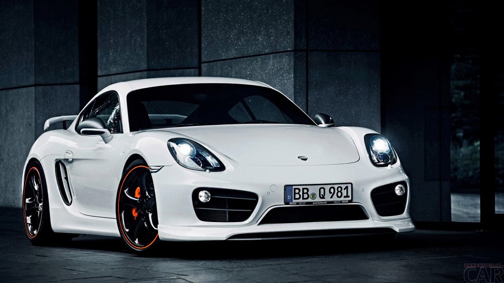 Car 2014, de nouvelles photos et une belle Porsche Cayman couleur de neige d'un blanc pur.