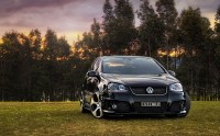 Wallpapers with streamlined reliable car Volkswagen Golf GTI to create the impression of reliability